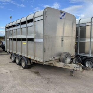Used Livestock Trailers