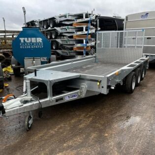 Ifor Williams GX126 Tri Axle Plant Trailer with Ramp & LED Lights