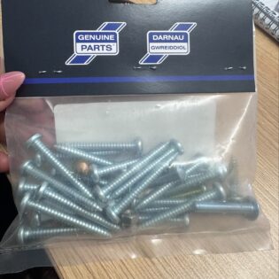 Ifor Williams Horse Trailer Side Panel Fastener Kit HB401, HB505 & HB510 Partcode: KS2635