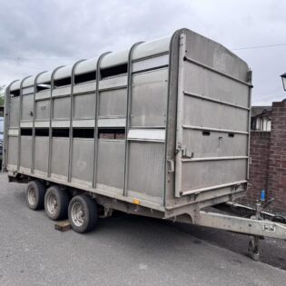 Second Hand 2009 Ifor Williams DP120 14’ Tri Axle livestock Trailer complete with Sheep Decks