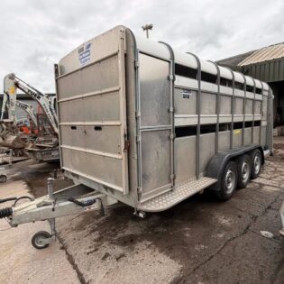 Second Hand 2025 Ifor Williams TA510 16 x 6 Tri Axle Livestock Trailer with Sheep Decks