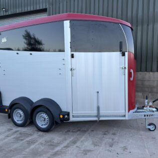 Ifor Williams Red HBX511 Horse Trailer
