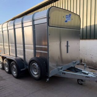 Ifor Williams TA510 14 x 6 Cattle Only Livestock Trailer With Fold Down Front