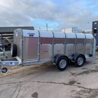 New Ifor Williams TA5 12 x 4 Livestock Trailer