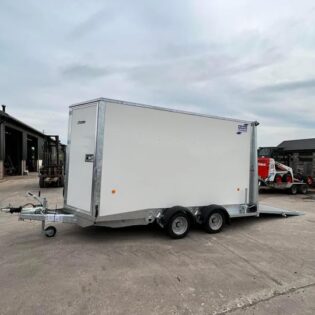 Ifor Williams BV126 7' Headroom with Ramp/Van Combination Door